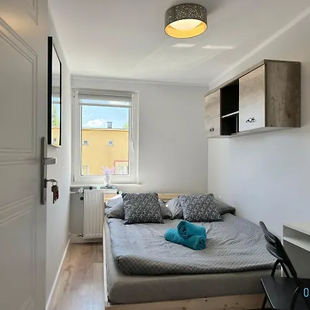 Picasso -10 Minutes To Old Town & Sea 홈스테이