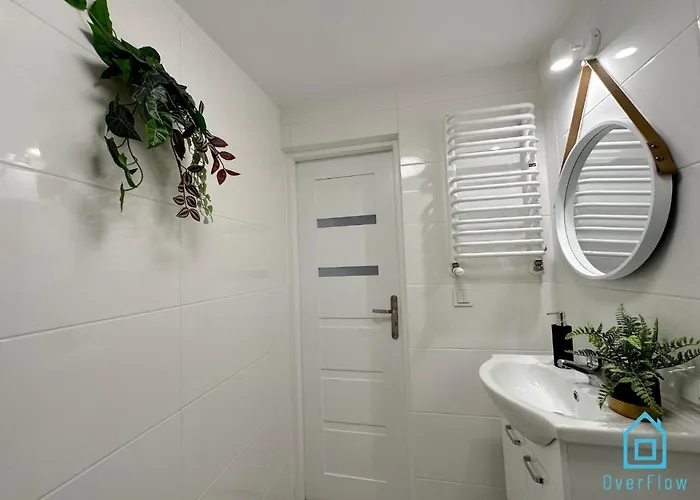 Habitación en casa particular Picasso -10 Minutes To Old Town & Sea