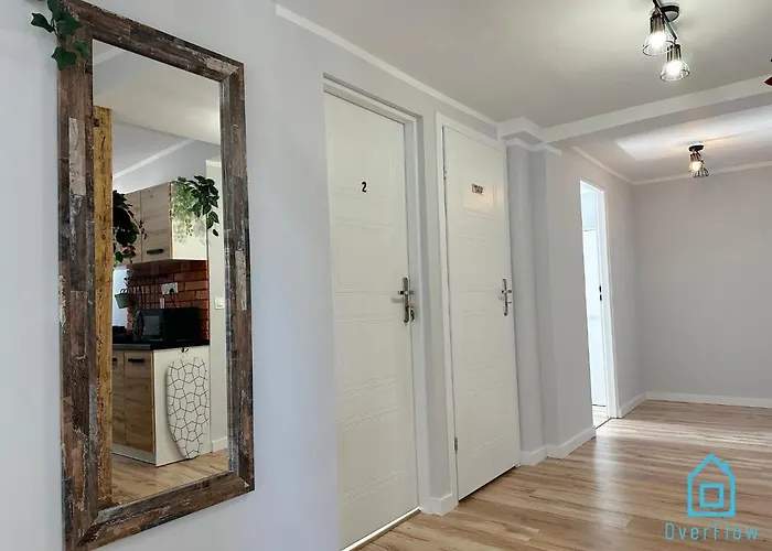 Picasso -10 Minutes To Old Town & Sea 民宿